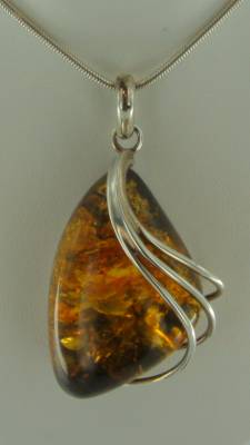 Anh�nger Bernstein gr�n