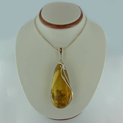 Anh�nger Bernstein gr�n