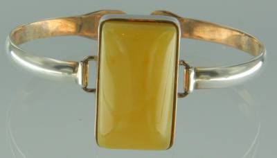 Armreif Bernstein milchig