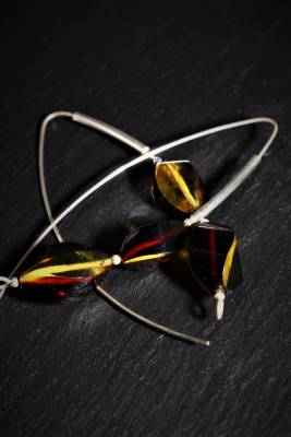 Ohrh�nger Bernstein rot