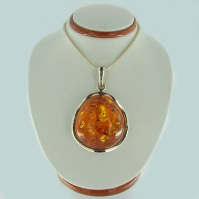 Anh�nger Bernstein braun