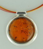 Collier Medaillon Bernstein braun