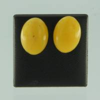 Ohrstecker Oval Bernstein�milchig