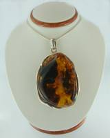 Anhnger Bernstein braun