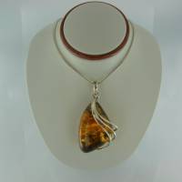 Anh�nger Bernstein gr�n