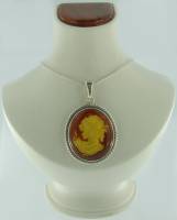 Anhnger Gemme (Kamee) Oval Bernstein braun