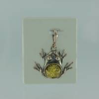 Anh�nger Frosch Bernstein gr�n