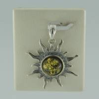 Anhnger Sonne Bernstein grn