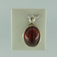 Anh�nger Oval Bernstein rot